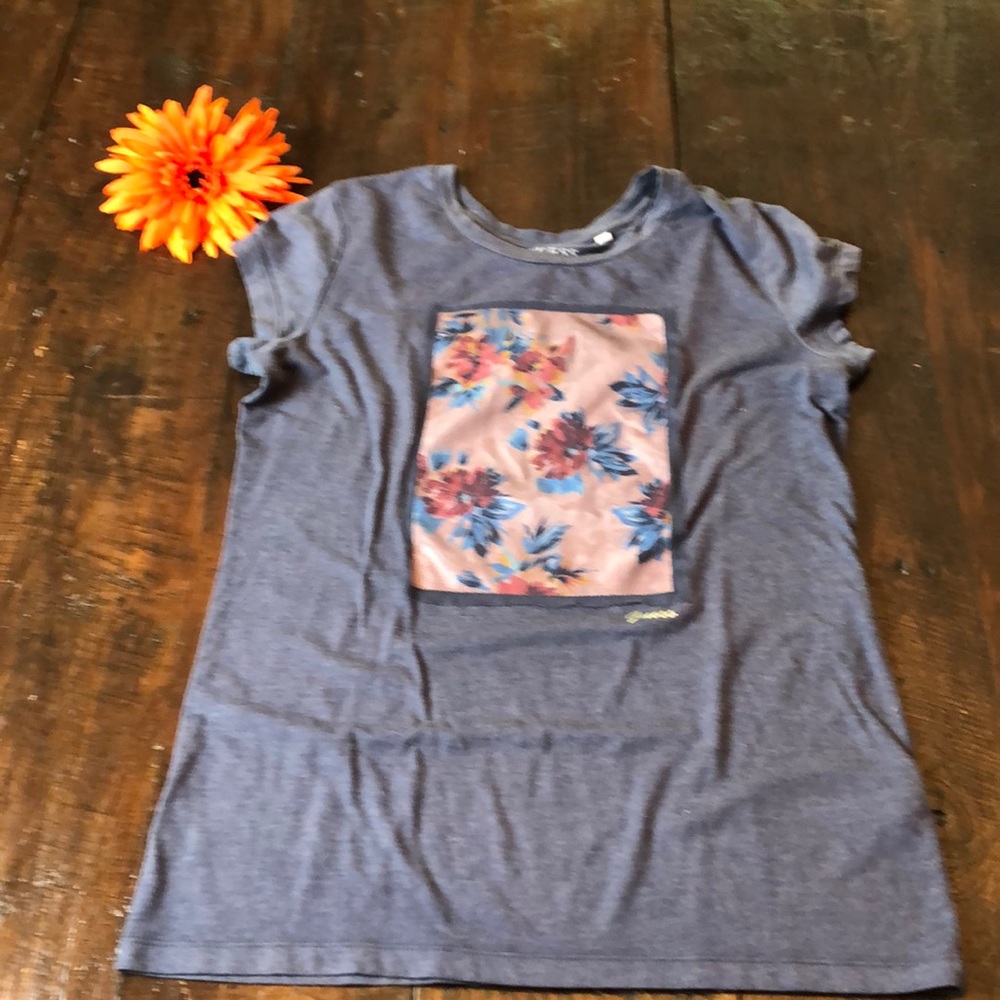 Girls/Youth Floral Blue T-shirt.